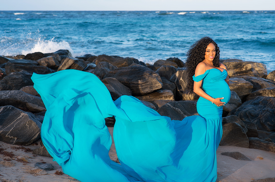 Beautiful Beach Maternity Portrait